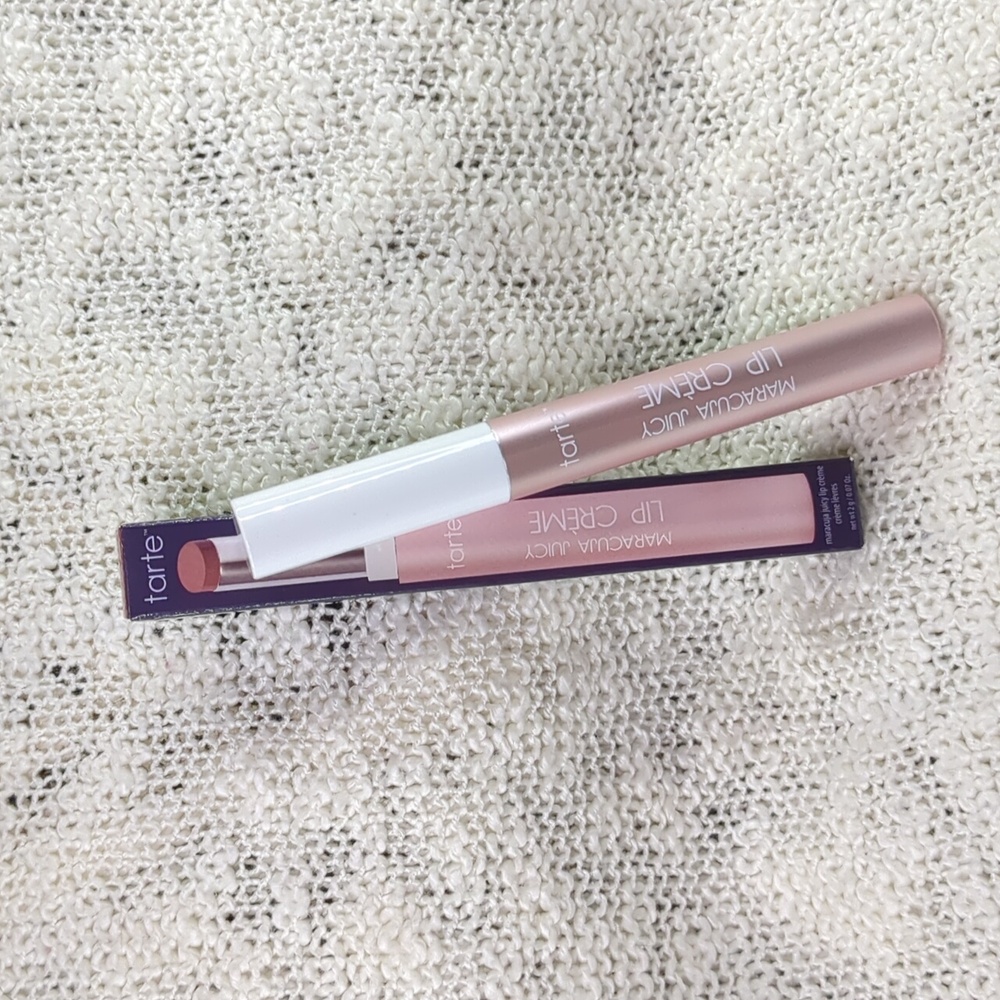tarte maracuja juicy lip crème in Mauve, 2g/0.07oz - Picture 6 of 11
